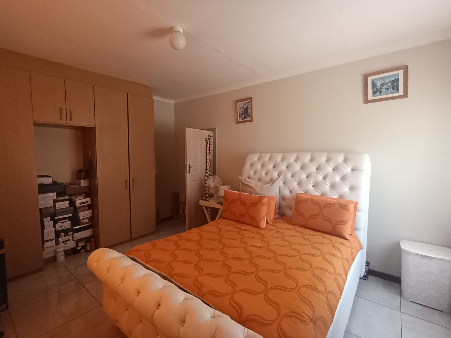 3 Bedroom Property for Sale in Noordhoek Free State